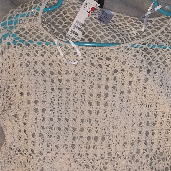 H&M DIVIDEND XS KNITTED CROCHET LONGSLEEVE SHIRT - Picture 4 of 6